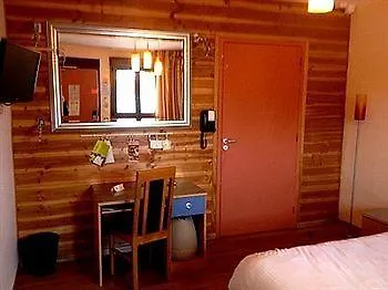 Logis Des Nations Hotel